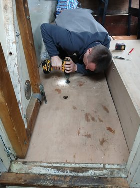 Crew working inside Jonge Jan